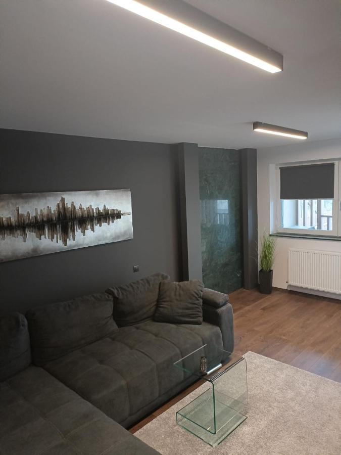 Újonnan épített, modern társasházi 2 szintes lakás Miercurea Ciuc Exterior foto